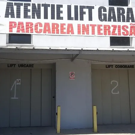 Summerland Sea View アパート *