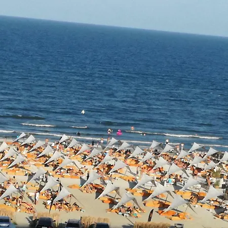 Summerland Sea View アパート ママイア