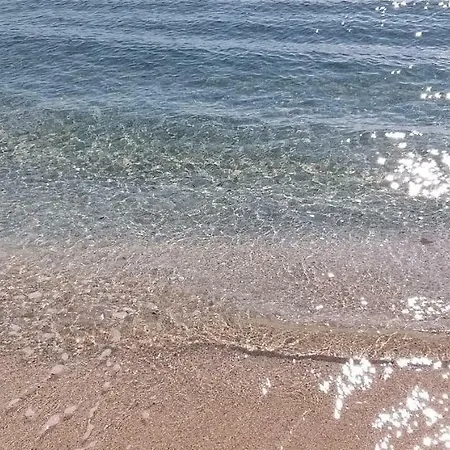 Summerland Sea View アパート *