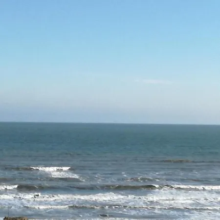 アパート Summerland Sea View *