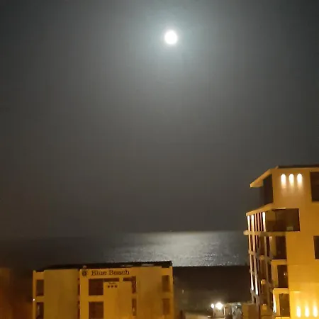 Summerland Sea View Daire Mamaia