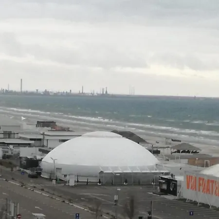 Summerland Sea View شقة